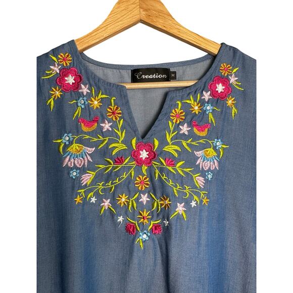 Creation Blue Embroidered Tie Sleeve Top Women’s Medium - Picture 2 of 6